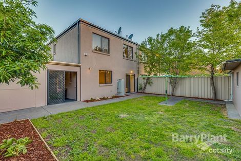 Property photo of 5 Robina Road Sydenham VIC 3037