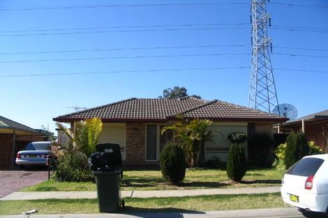 Property photo of 27 Carina Avenue Hinchinbrook NSW 2168