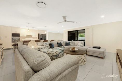 Property photo of 18 Telopea Place Kirkwood QLD 4680