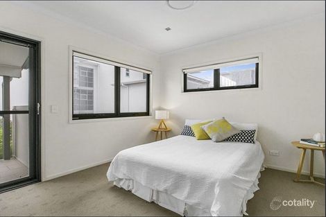 Property photo of 14 Riverbend Place Bulimba QLD 4171