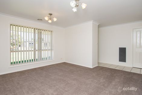 Property photo of 3 Walla Place Glenfield Park NSW 2650