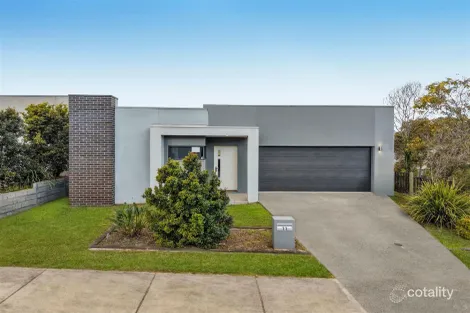 11 Angelsea St, Greenbank, QLD 4124