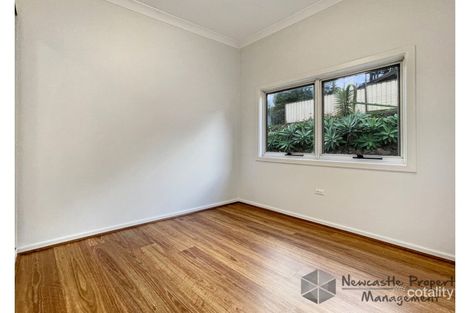 Property photo of 12 Cambridge Drive Garden Suburb NSW 2289