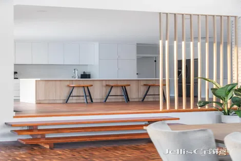 Property photo of 3 Quentin Way Eltham VIC 3095