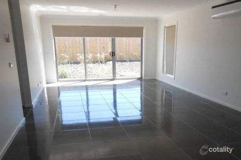 Property photo of 33 Noranda Circuit Harkness VIC 3337