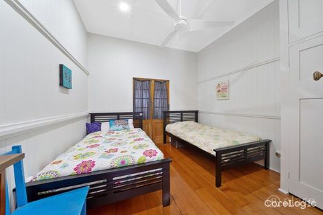 Property photo of 28 Gilbert Road Windsor QLD 4030