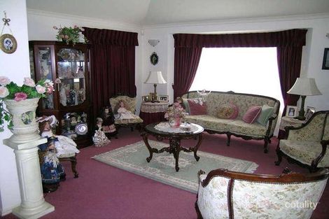 Property photo of 53 Halleys Crescent Bridgeman Downs QLD 4035