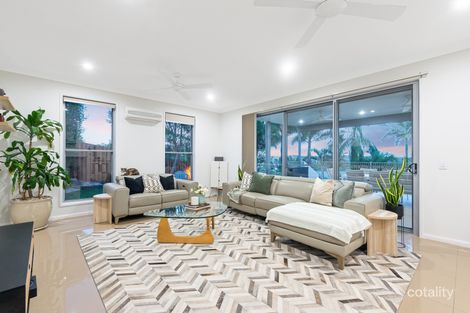 Property photo of 9 Chinaberry Crescent Upper Coomera QLD 4209