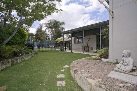 Property photo of 16 Hobbs Avenue Como WA 6152
