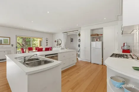 Property photo of 12 Wattle Drive Heathcote VIC 3523