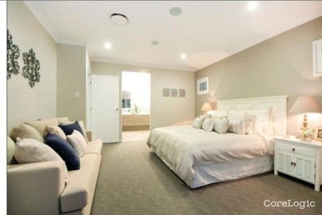 Property photo of 11 Emerson Close Durack QLD 4077