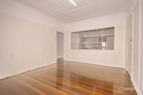 Property photo of 10 Crown Street Wynnum QLD 4178