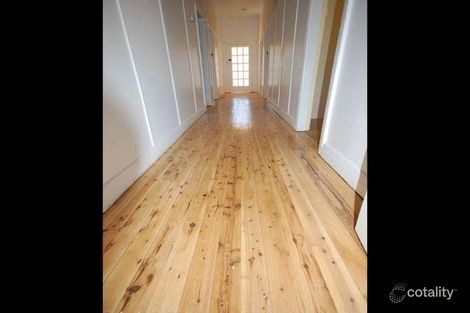 Property photo of 4 Crescent Street Narrandera NSW 2700