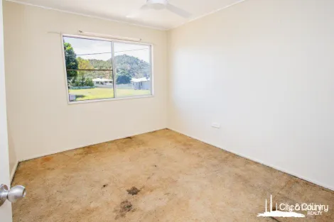 Property photo of 4 Mill Crescent Pioneer QLD 4825