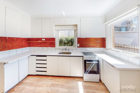 Property photo of 72 Hillsyde Parade Strathmore VIC 3041