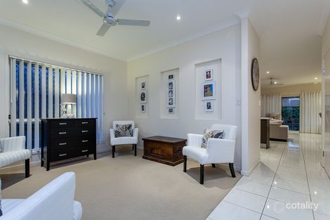 Property photo of 19 Nullarbor Circuit Forest Lake QLD 4078