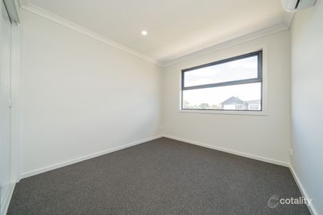 Property photo of 34 Sanctum Walk Officer VIC 3809