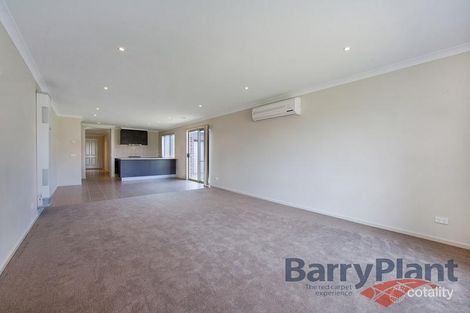 Property photo of 21 Fairbridge Road Point Cook VIC 3030