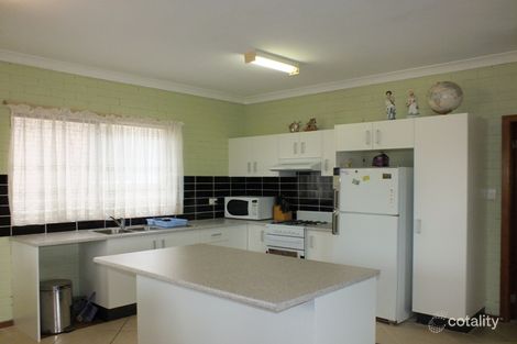 Property photo of 36 Waratah Crescent Sanctuary Point NSW 2540