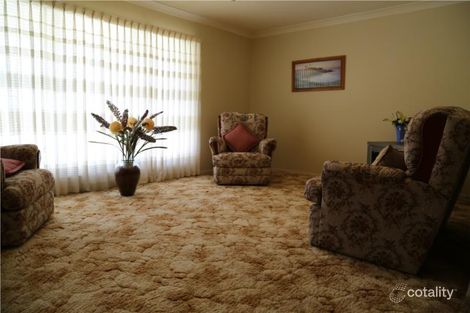 Property photo of 7 Regina Close Woy Woy NSW 2256