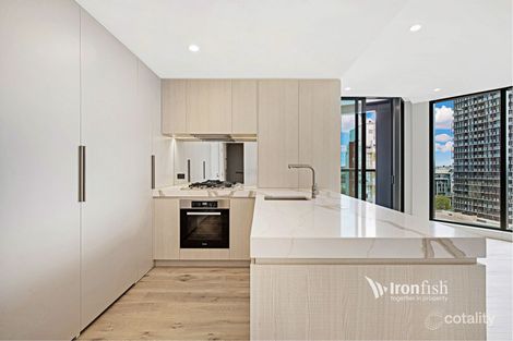 Property photo of 1812/105 Batman Street West Melbourne VIC 3003