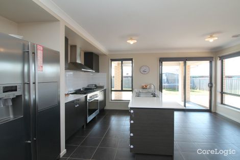 Property photo of 9 Dianella Place Bairnsdale VIC 3875