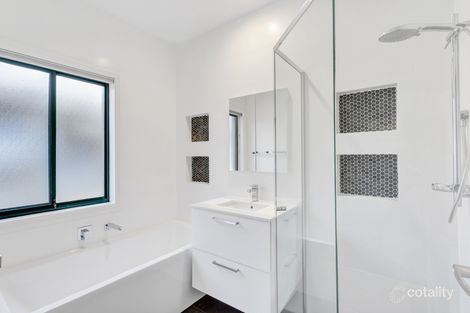 Property photo of 19 Oak Drive Oakbank SA 5243