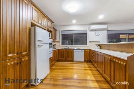 Property photo of 7 Blenheim Way Caroline Springs VIC 3023