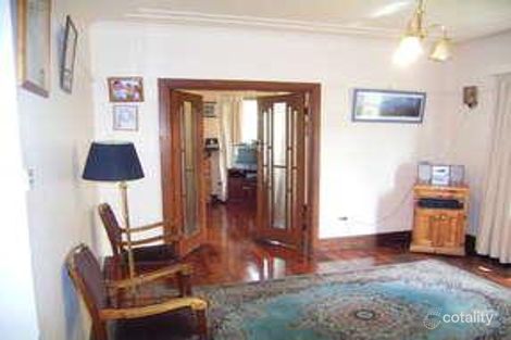 Property photo of 10 Girton Crescent Manifold Heights VIC 3218