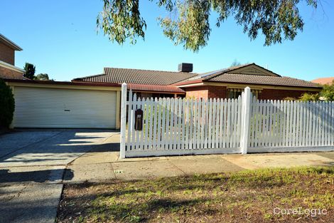 Property photo of 2 Como Close Croydon VIC 3136