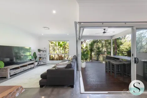Property photo of 30 Bentwing Parade Murrays Beach NSW 2281