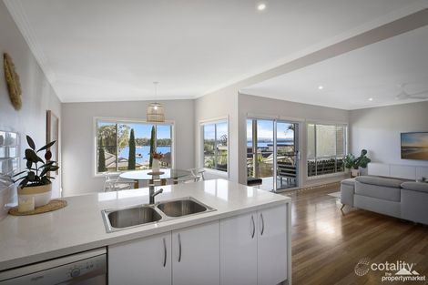 Property photo of 40A Gordon Avenue Summerland Point NSW 2259
