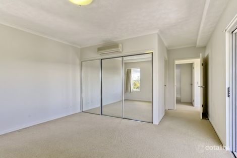 Property photo of 4/8 Underhill Avenue Indooroopilly QLD 4068
