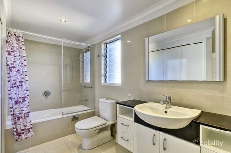 Property photo of 4/8 Underhill Avenue Indooroopilly QLD 4068