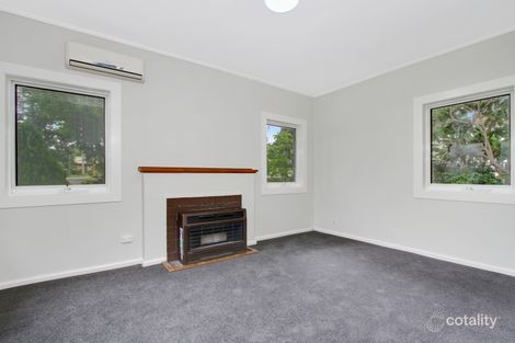 Property photo of 109 Captain Cook Crescent Narrabundah ACT 2604