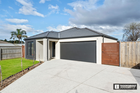 Property photo of 54 Loch Street Cranbourne VIC 3977
