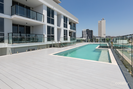 Property photo of 615B/95 Linton Street Kangaroo Point QLD 4169
