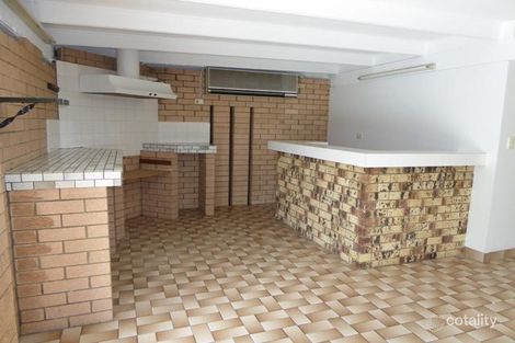 Property photo of 102 Muir Street Labrador QLD 4215