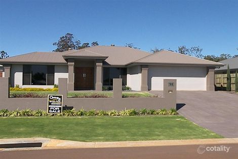 14 CURRAWONG ST, RANGEVILLE, QLD 4350
