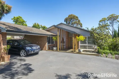 Property photo of 39 Howey Street Gisborne VIC 3437