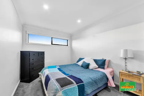 Property photo of 4 Cherry Tree Lane Clyde VIC 3978
