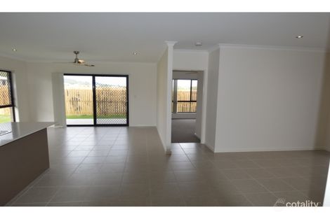Property photo of 11 Varsity Crescent Norman Gardens QLD 4701