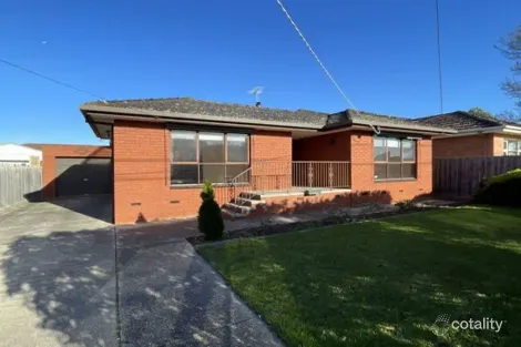 106 Ballarat Rd, Hamlyn Heights, VIC 3215