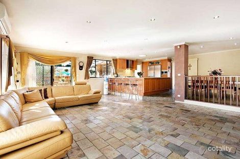 Property photo of 15 Wakefield Place Templestowe VIC 3106