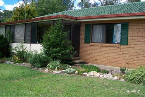 6 Bowman Ave, Armidale, NSW 2350