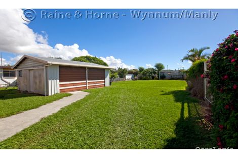 Property photo of 17 Alkoomie Street Wynnum QLD 4178