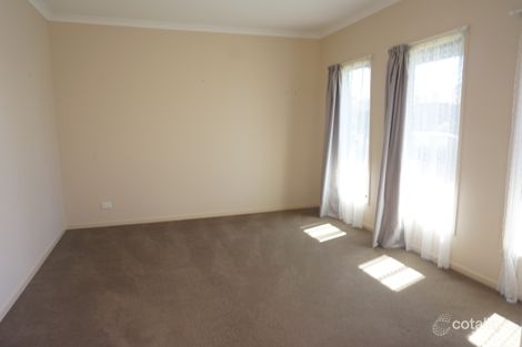 Property photo of 33 Flinders Park Drive Officer VIC 3809
