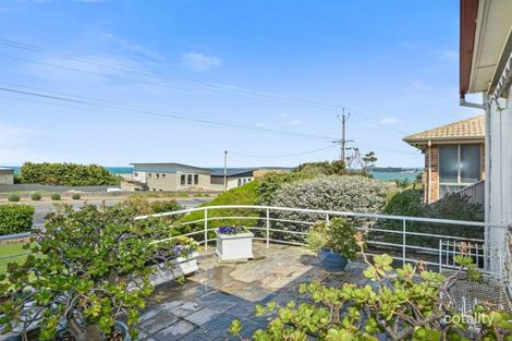 Property photo of 43 Hindmarsh Road McCracken SA 5211