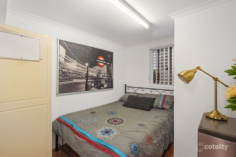 Property photo of 8 Boundary Street Bundamba QLD 4304