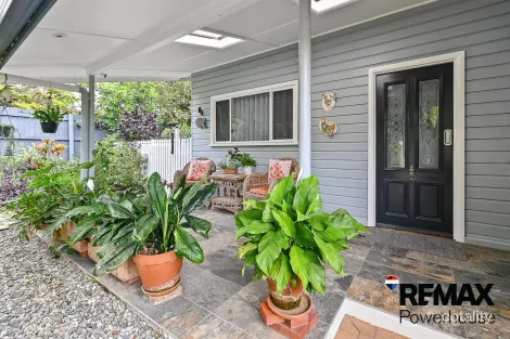 Property photo of 34 Passchendaele Street Stratford QLD 4870